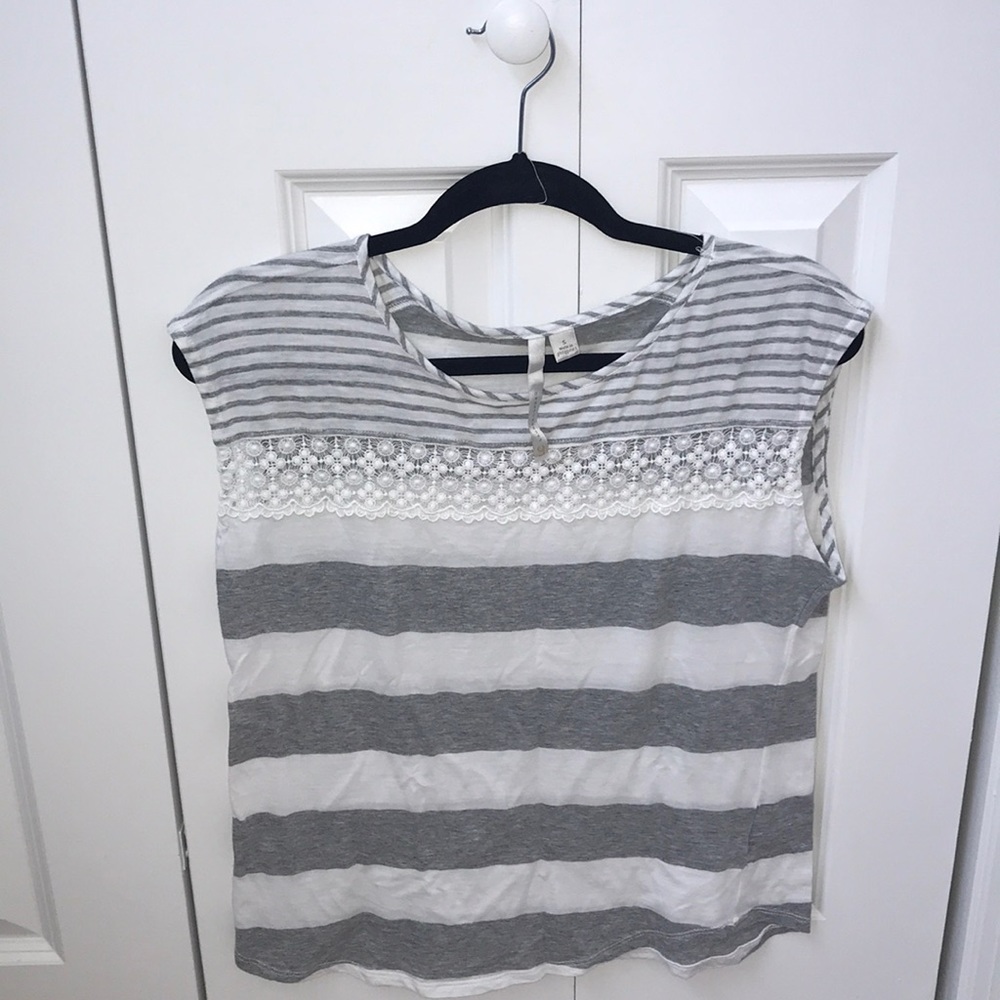 Women’s Shirt